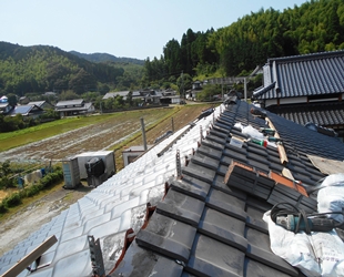 耐震工法(ガイドライン工法)による屋根工事・復旧工事