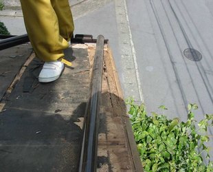 葺き替え工事・下地板腐食